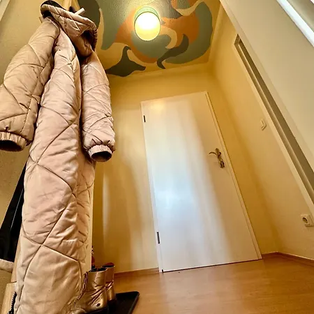 Apartment Zwischen Leipzig Und Cospudener Hohe Gäste *